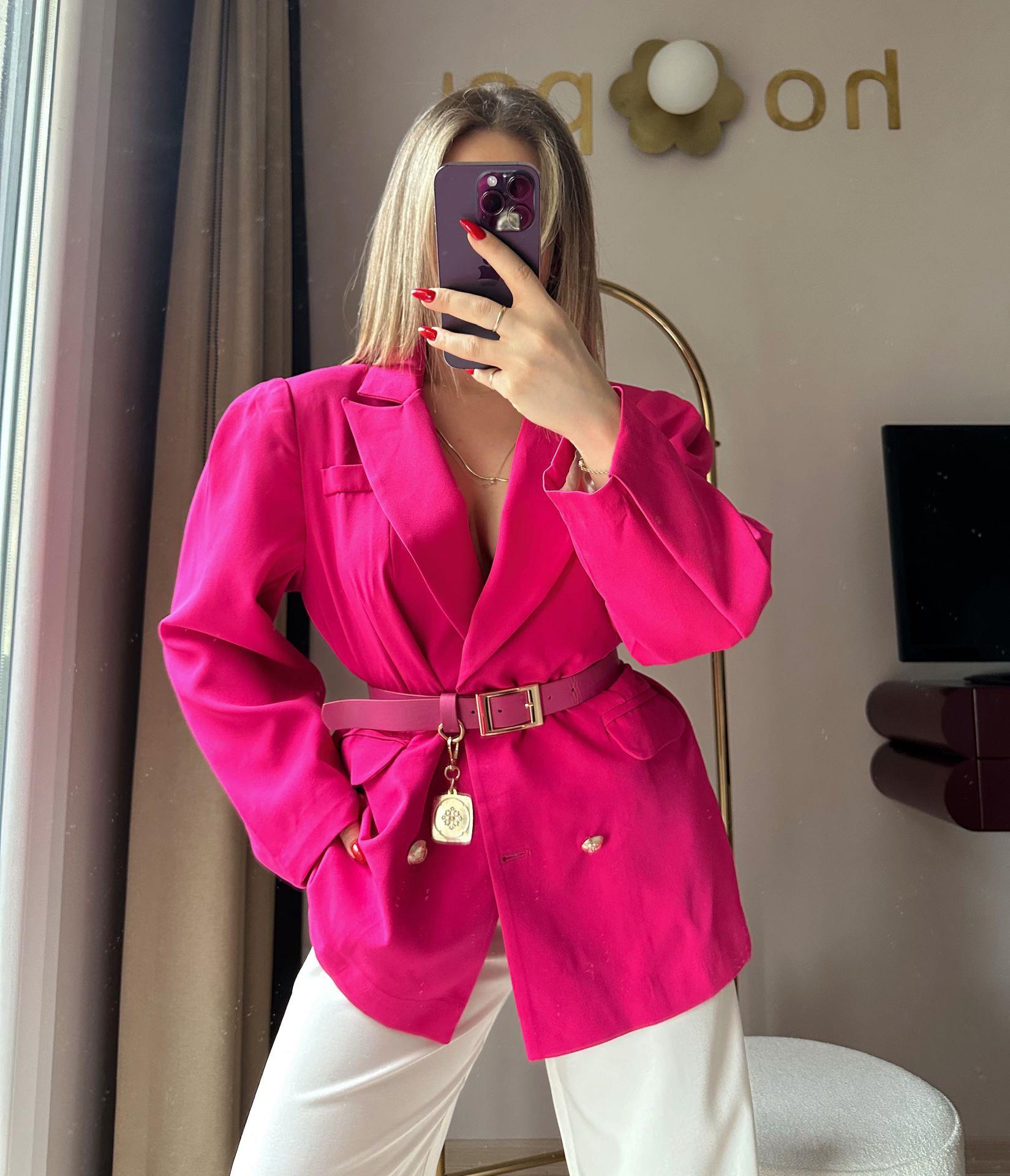 Gold Arma Kemer Detaylı Blazer Ceket