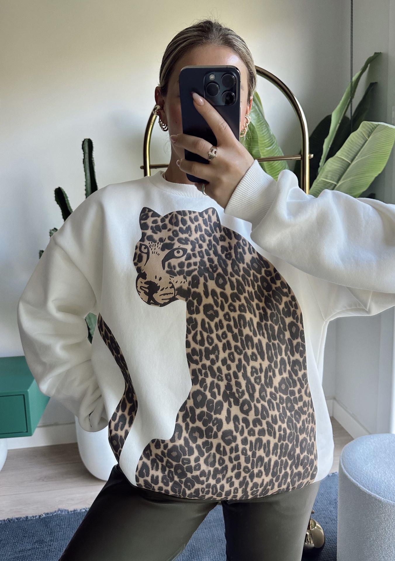 Leopar Baskı Detaylı Sweatshirt Ekru