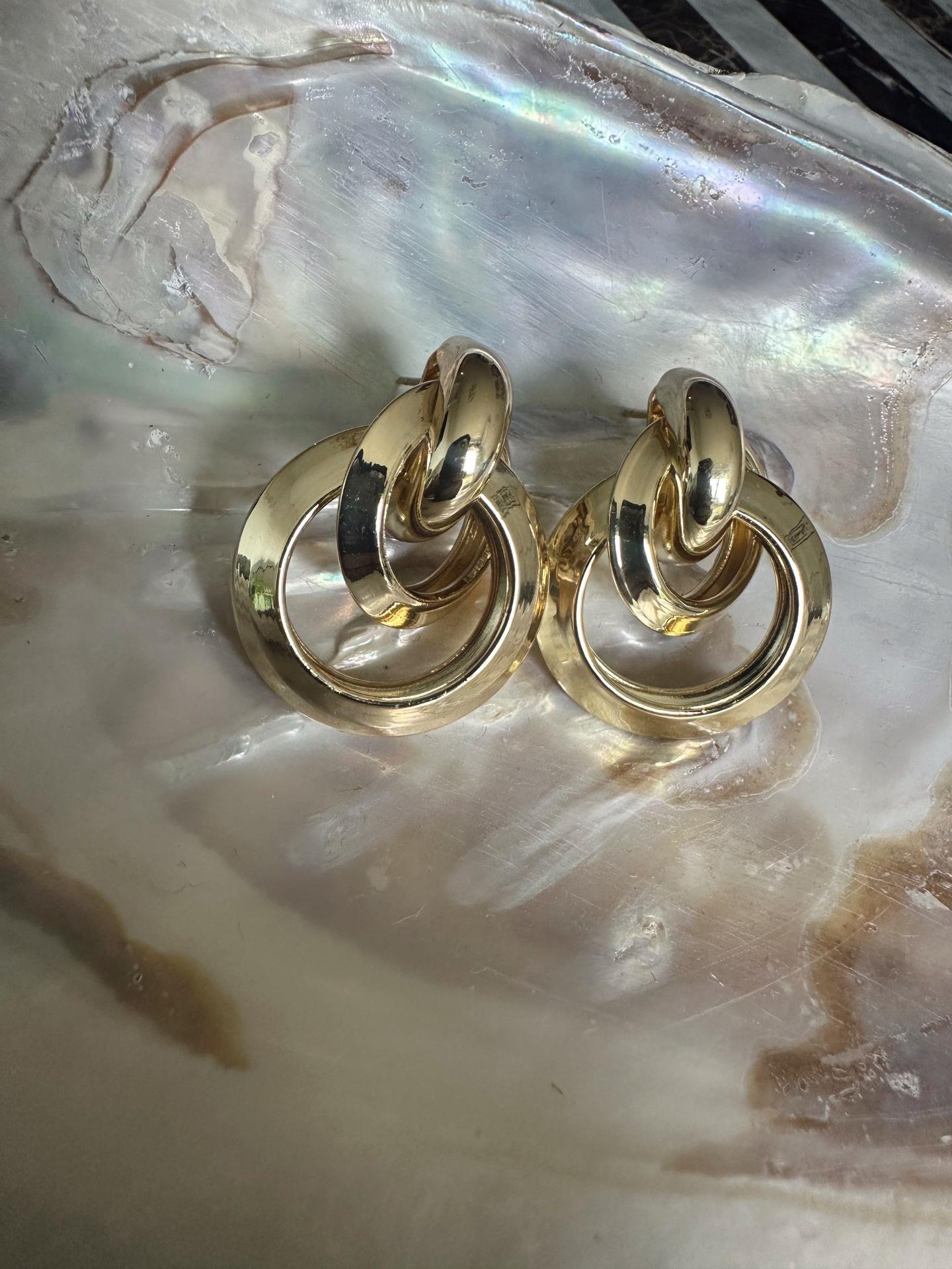 Sarmal Halka Model Küpe Gold