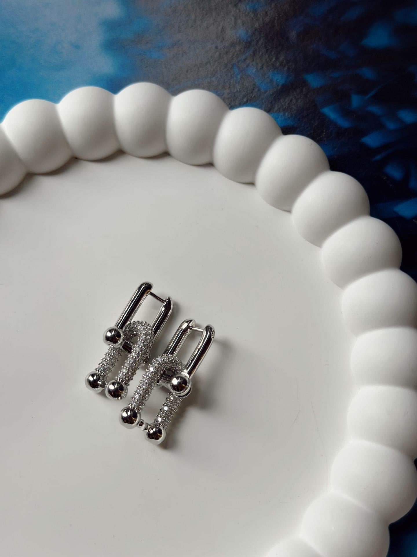 Tiff Silver Zirkon Taş Detaylı Küpe