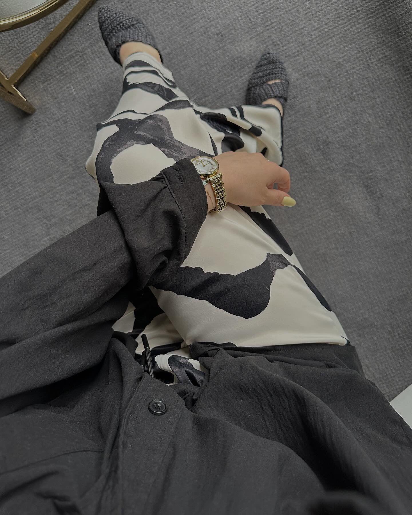Zebra Desenli Saten Pantolon Siyah