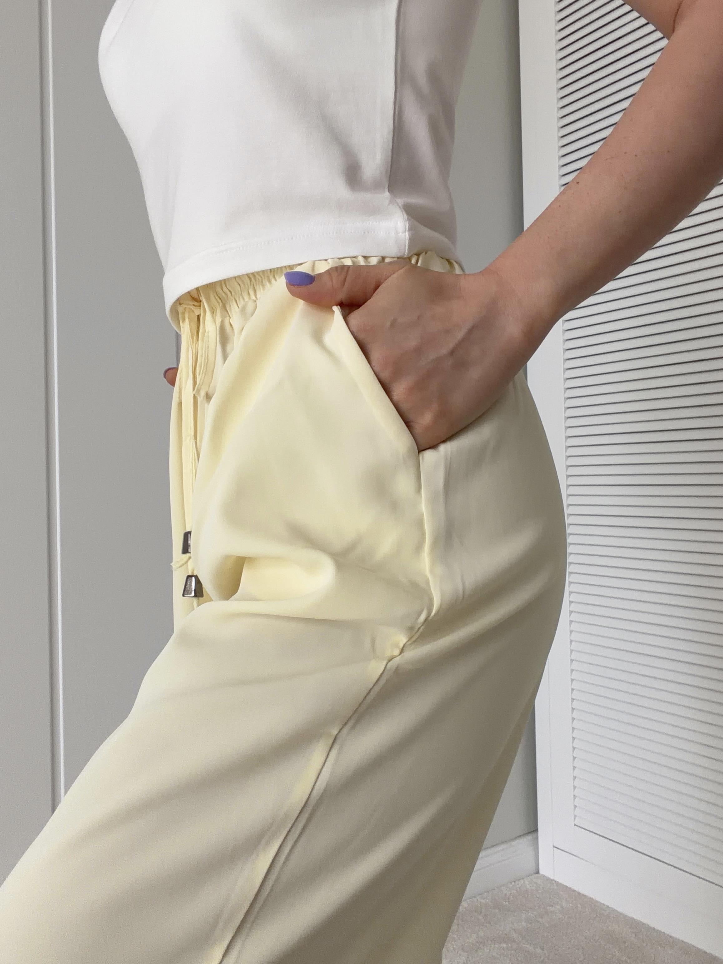 Beli Lastikli İnce Doku Pantolon Sarı
