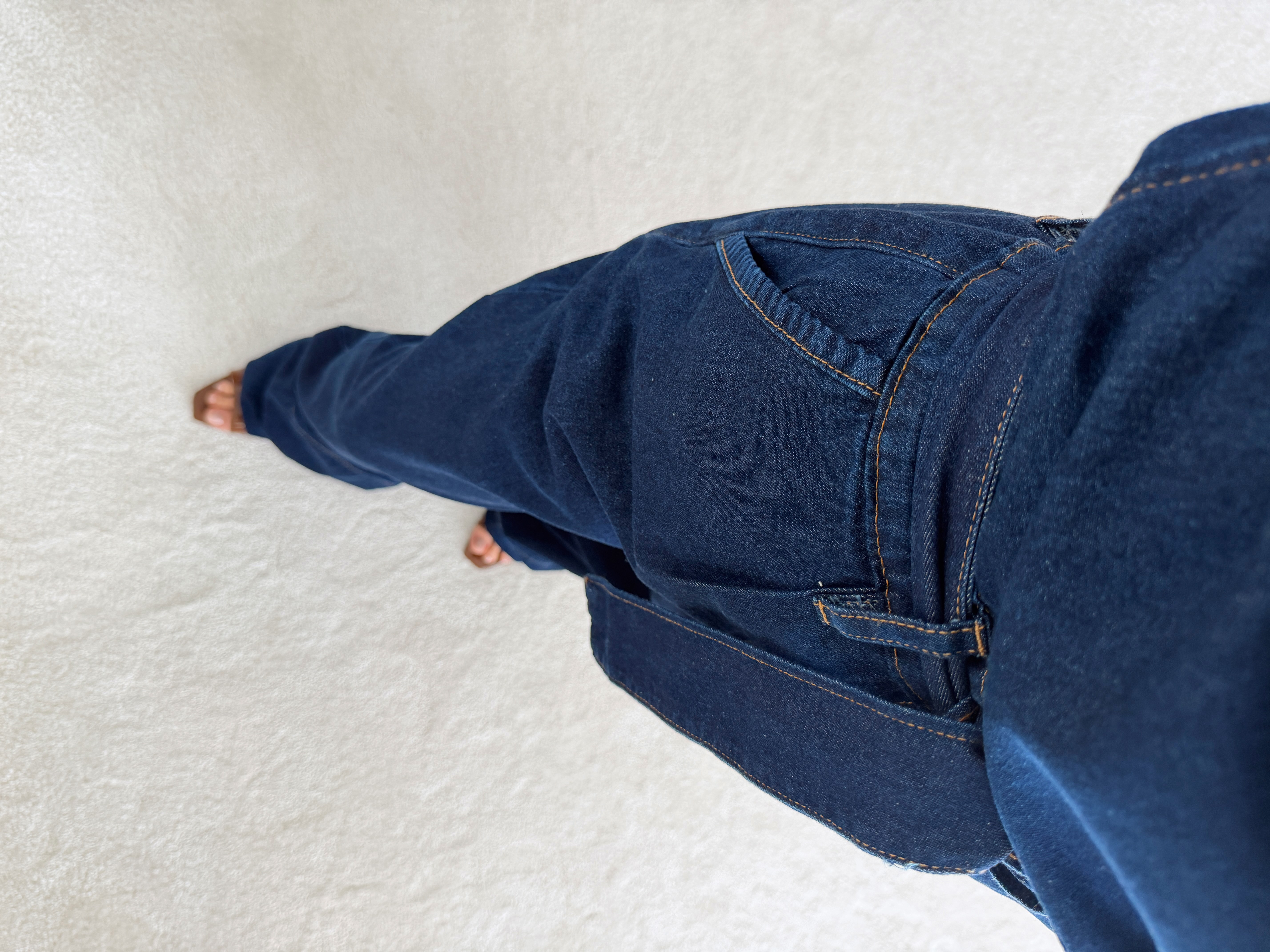 Boyundan Bağlamalı Kemer Detaylı Tulum Denim