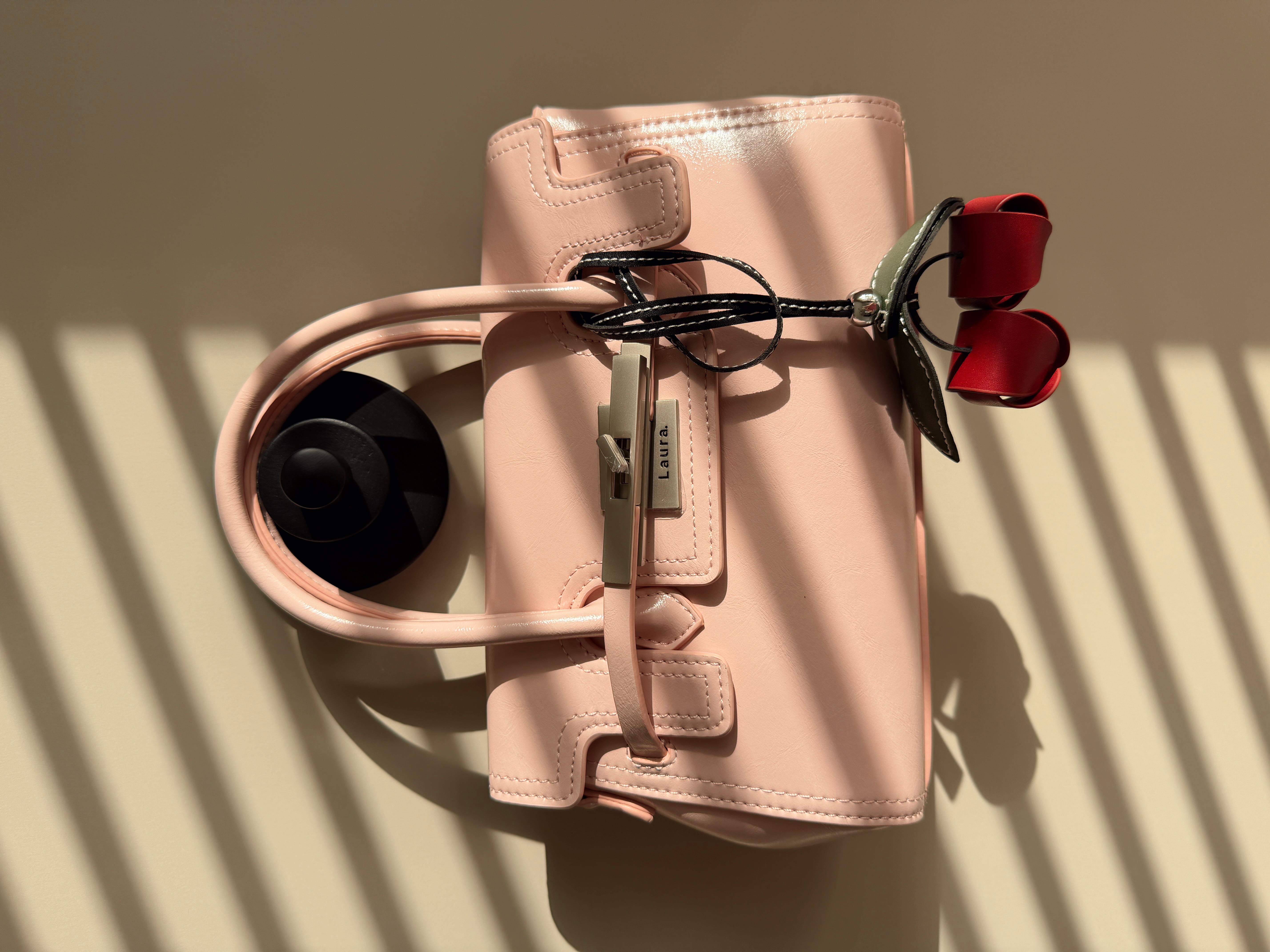 Cherry Charm Detaylı Derİ Çanta Pembe