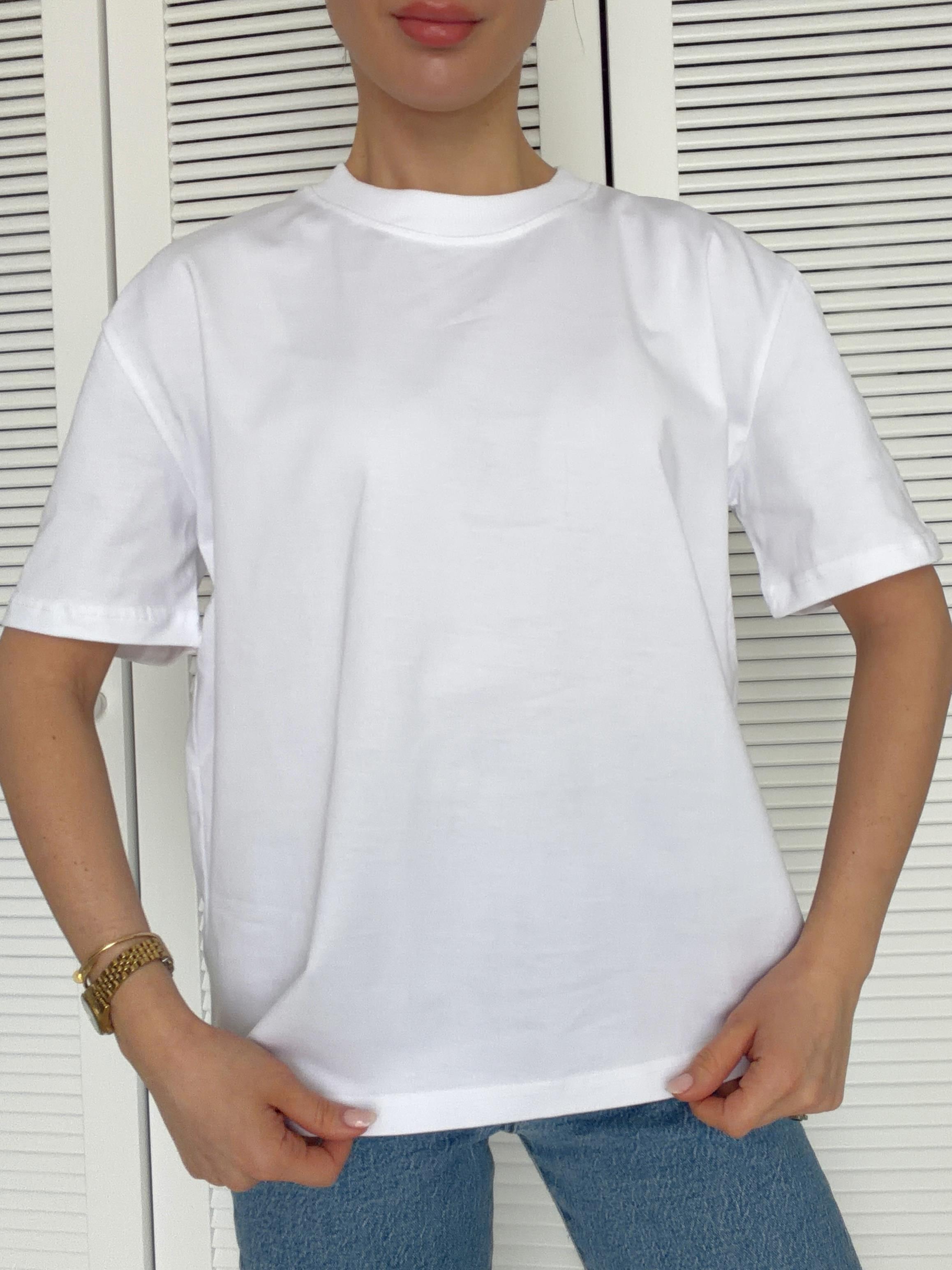 Dekoratif Dikişli Bisiklet Yaka Tshirt Beyaz