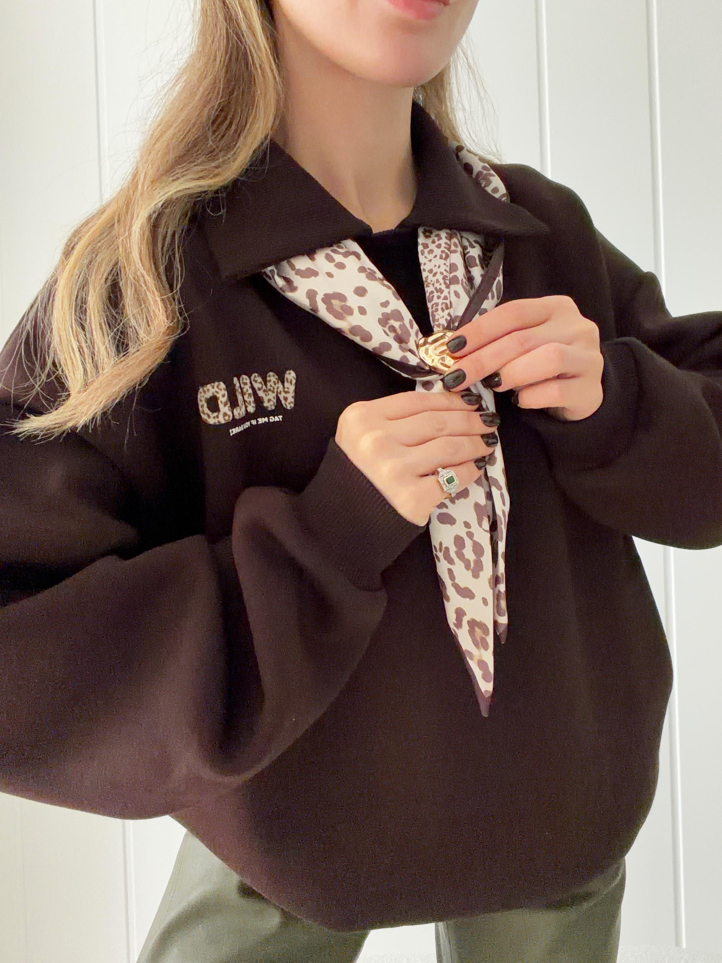 Fularlı Sweat Oversize Kalıp Kahverengi  