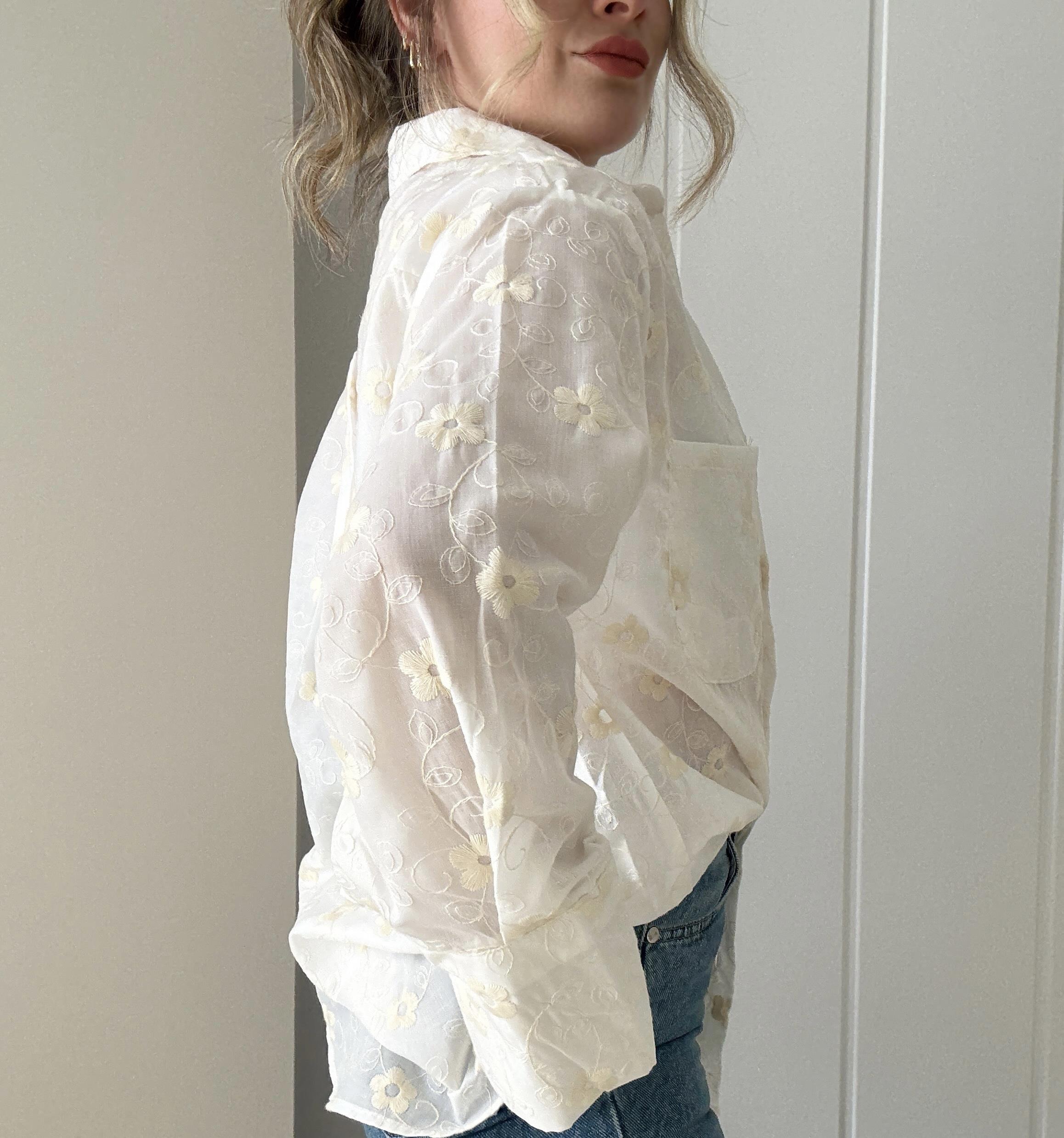 Papatya Nakış İşlemeli Oversize Gömlek Ekru