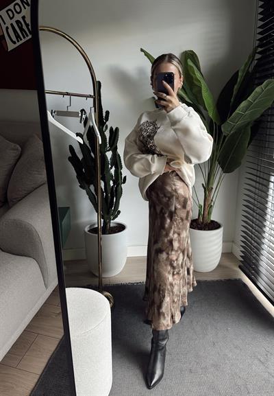 Boncuk Detaylı Sweatshirt Ekru