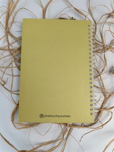 Motto Kapaklı Defter Yorgun