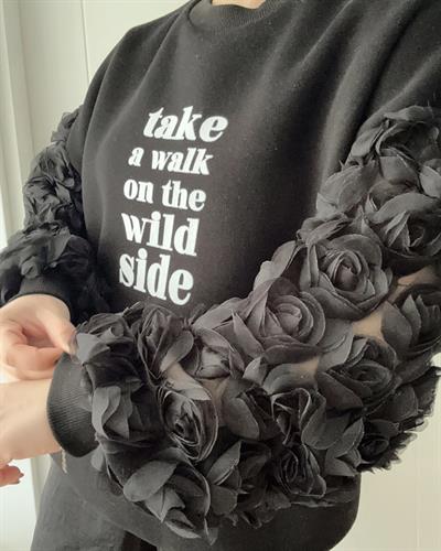 Oversize Gül Matchli Baskılı Sweatshirt Siyah