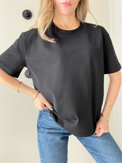 Dekoratif Dikişli Bisiklet Yaka Tshirt Siyah