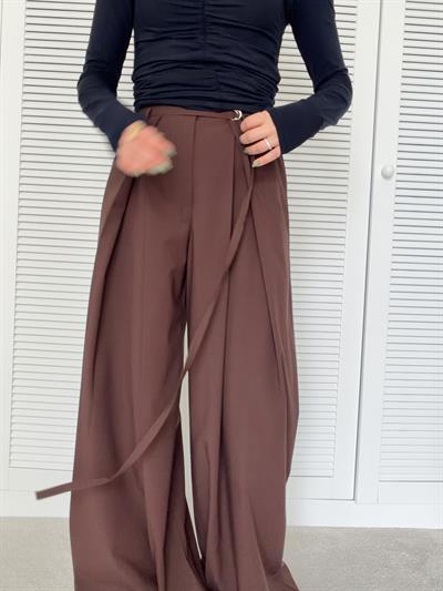 İnce Kemerli Pantolon Kahverengi