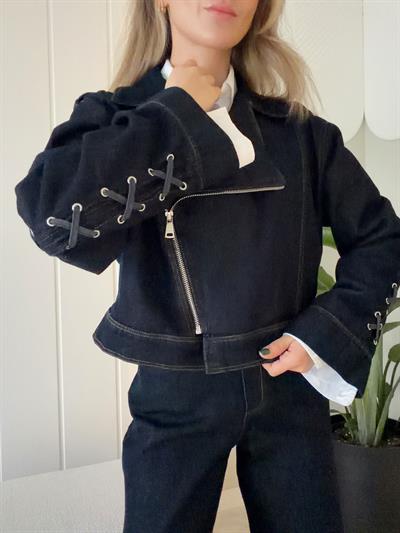 İp Detaylı Denim Ceket ve Beli Lastikli Pantolon Takım Lacivert