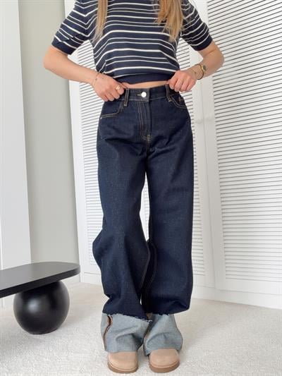 Katlı Paça Detaylı Jean Pantolon Lacivert