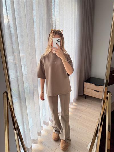 Kısa Kollu Oversize Tshirt ve Dikiş Detaylı İnterlok Modal Pantolon Haki