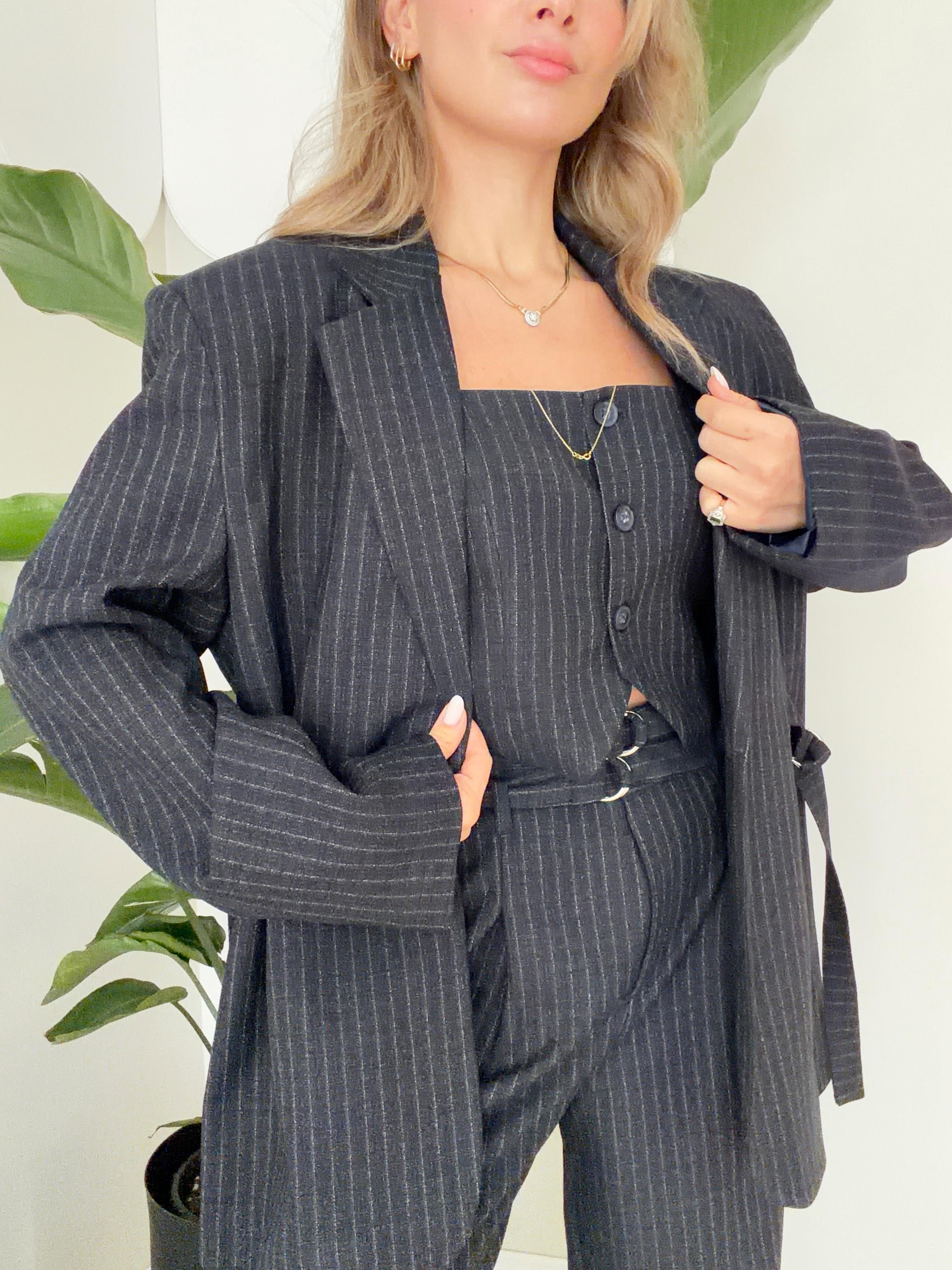 Biye Detaylı Blazer Ceket Lacivert 
