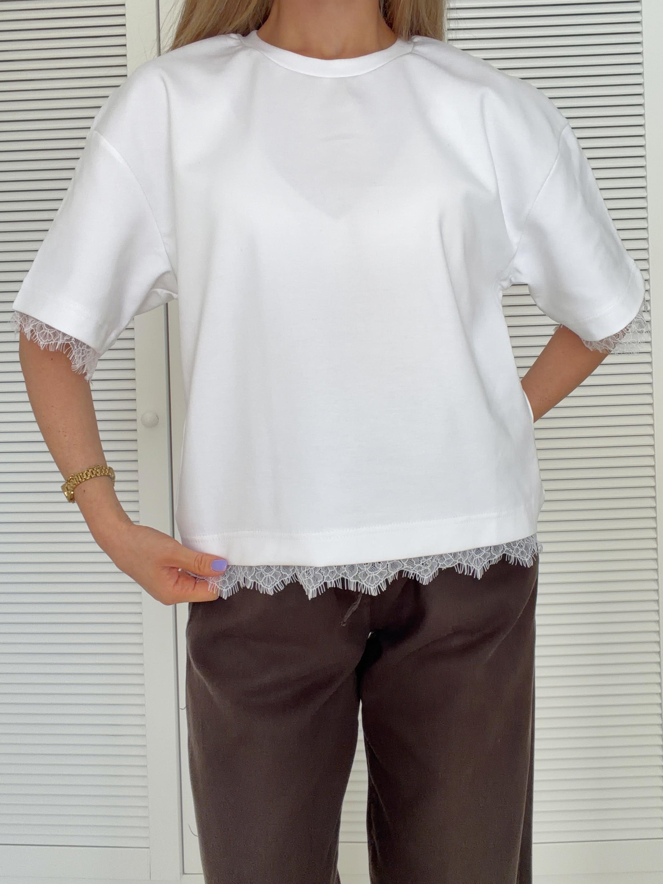 Dantel Detaylı Kısa Kollu Tshirt Beyaz