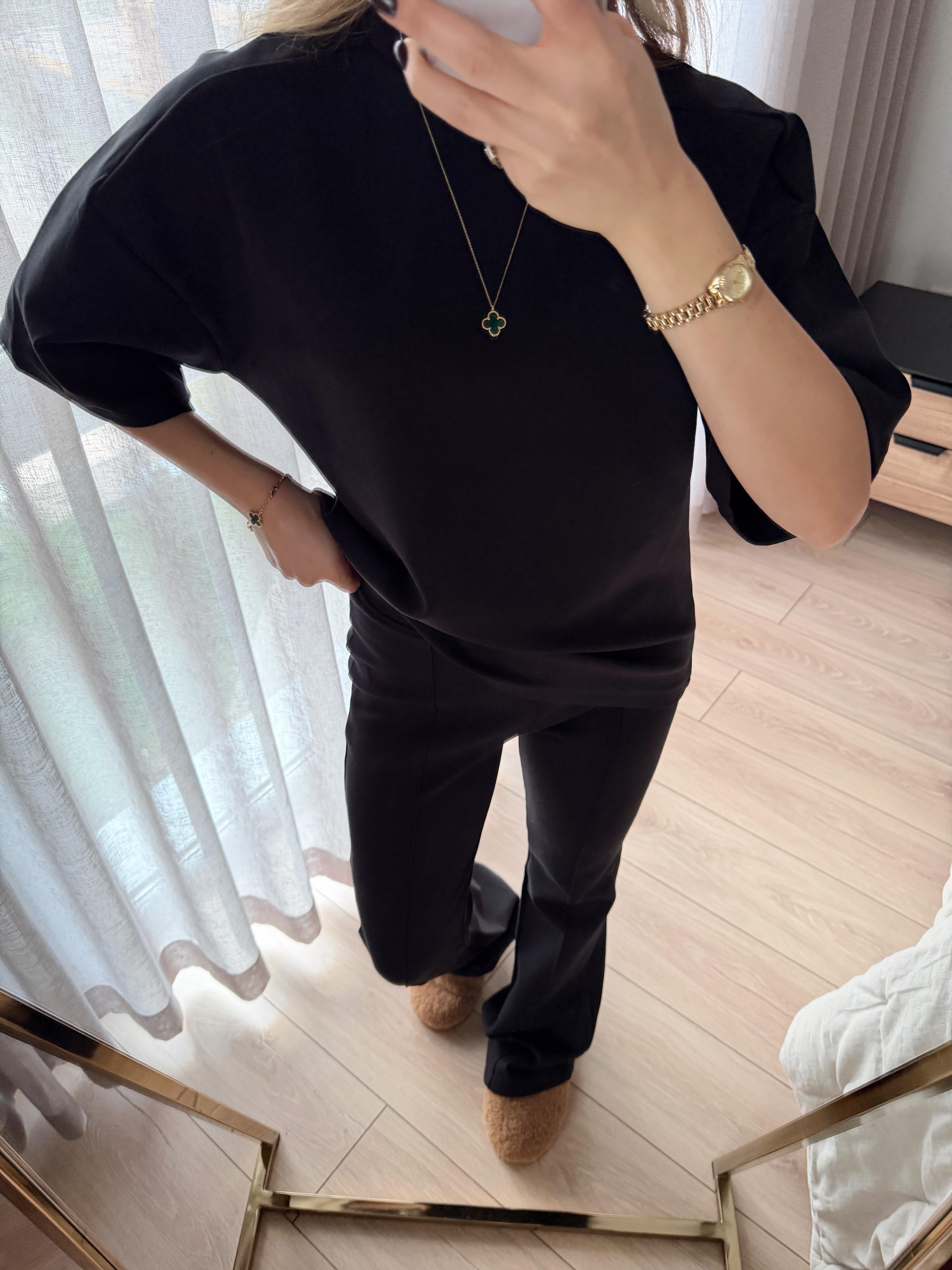 Kısa Kollu Oversize Tshirt ve Dikiş Detaylı İnterlok Modal Pantolon Siyah