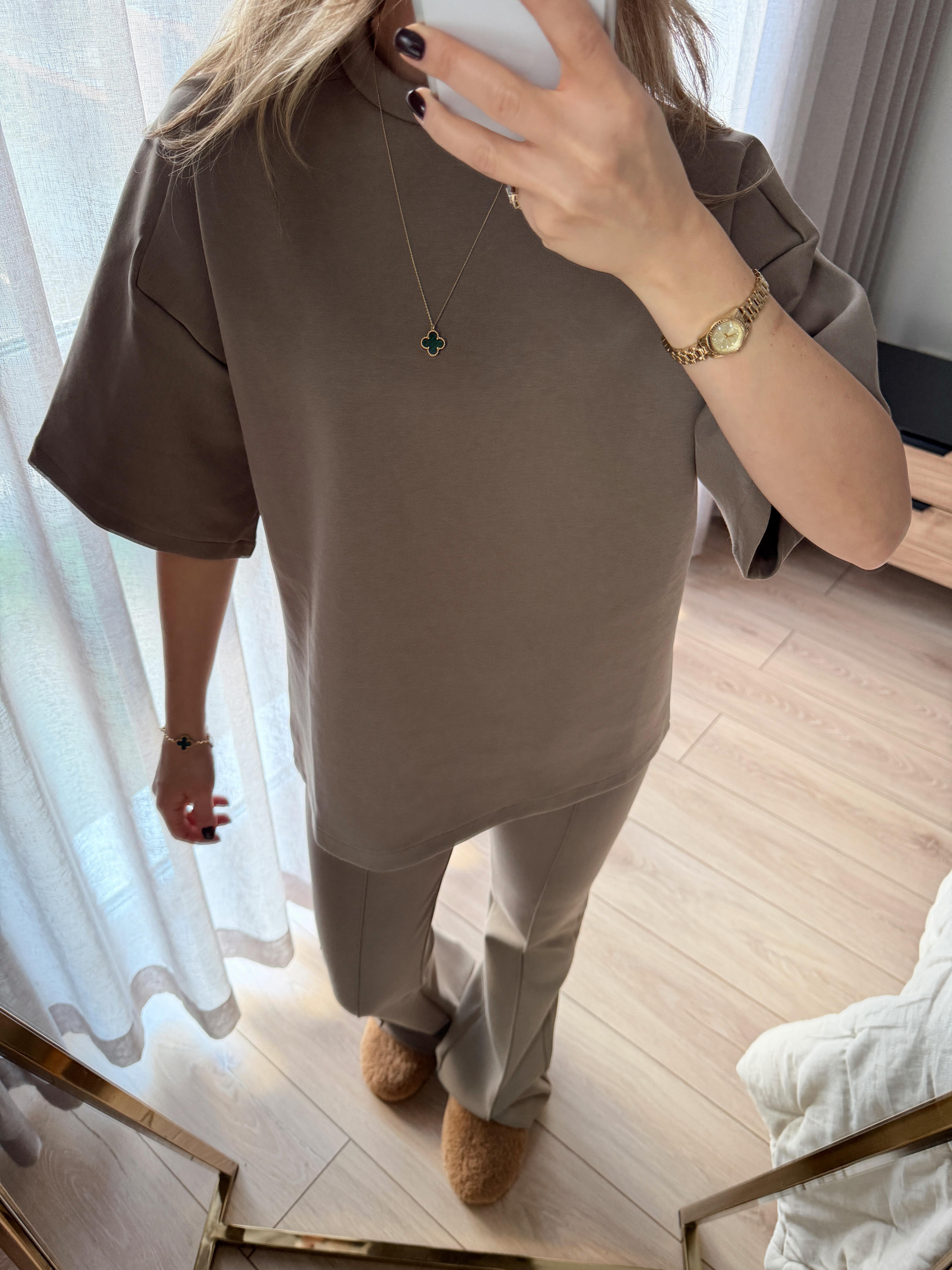 Kısa Kollu Oversize Tshirt ve Dikiş Detaylı İnterlok Modal Pantolon Haki