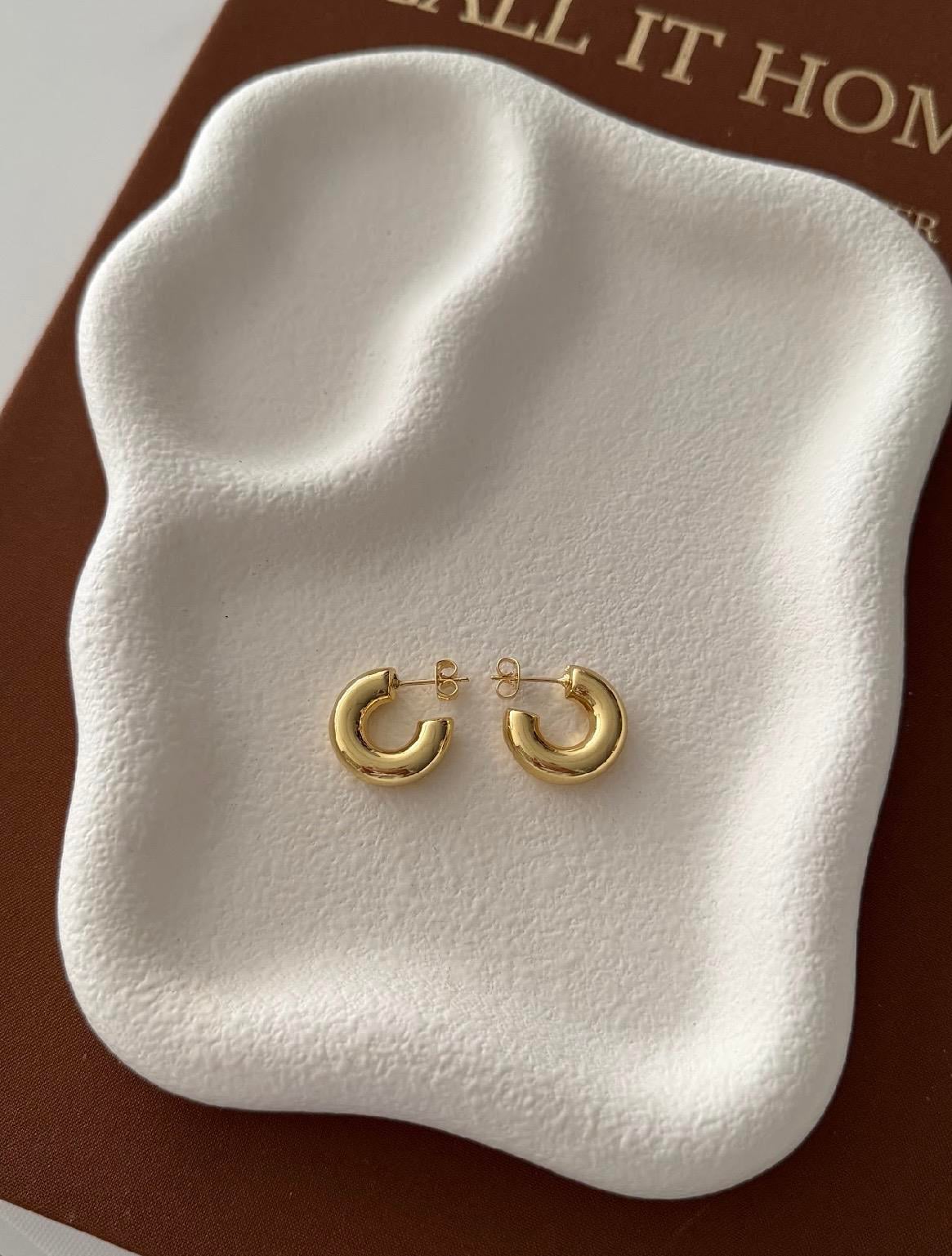 Küçük Kalın Halka Küpe Gold