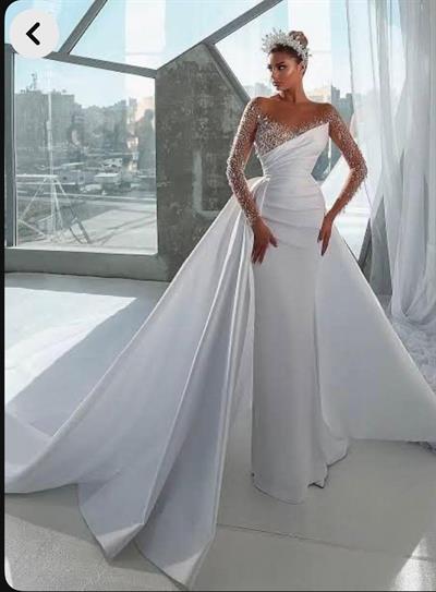 Beyaz Göğsü Ve Kolları Full Taş İşlemeli Uzun Kuyruk Detaylı Balık Model  Lucia Di Luna Gelinlik