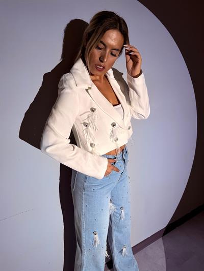 Beyaz Tüy Detaylı Tasarım Ceket