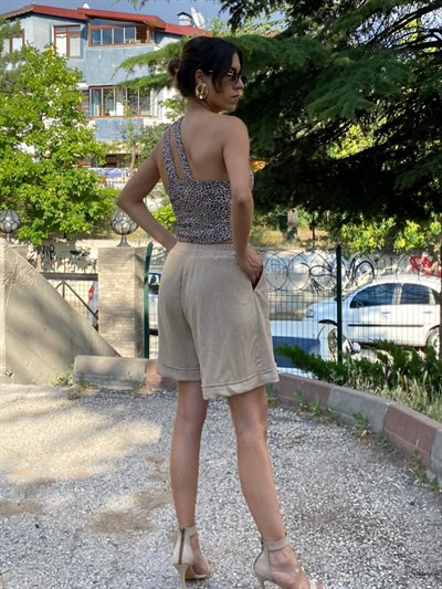 bürümcük kumaş rahat kesim şort camel
