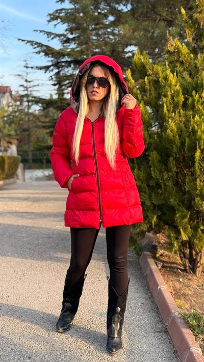 KAPİŞONLU KIRMIZI ŞİŞME MONT