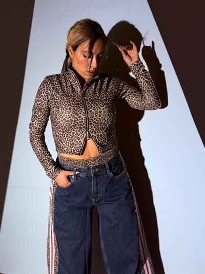 Mavi Yanları Leopar Desenli Jean