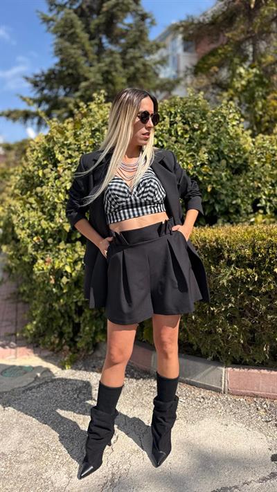 siyah ceket şort takım