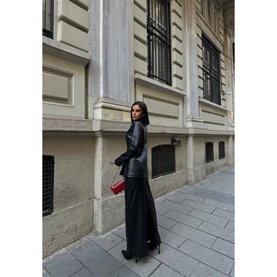 Siyah Cep Detaylı Deri Ceket