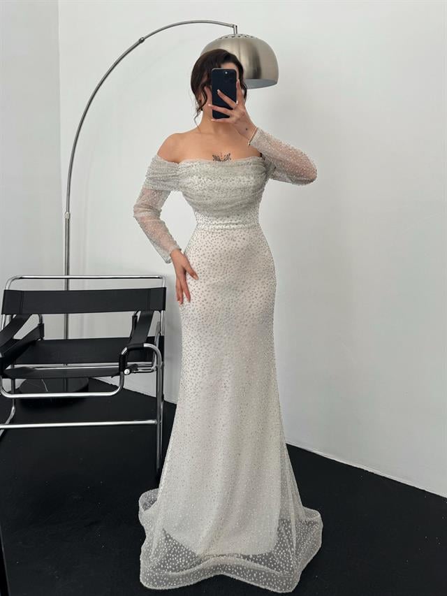 Ekru Kayık Yaka Taşlı Abiye ElbiseAbiye & Mezuniyet ElbisesiST5523-6117Kayık Yaka Taşlı Abiye Elbise