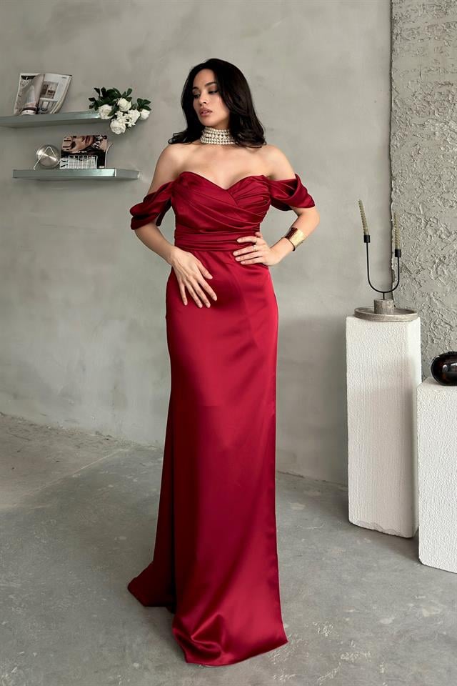 Kırmızı Büzgülü Düşük Kol Saten Abiye ElbiseAbiye & Mezuniyet ElbisesiST5550-1028TİCİMAX