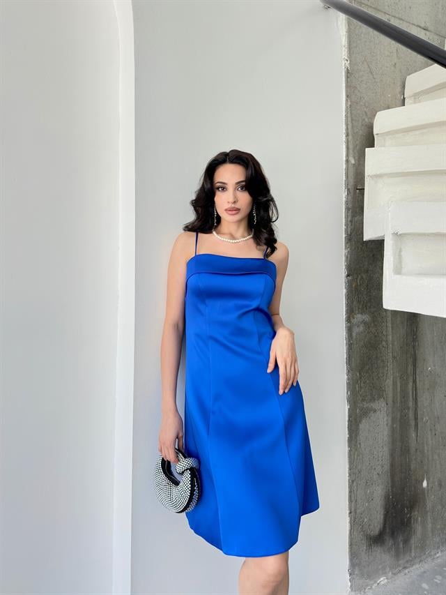 Saks Mavi Kat Detaylı Askılı Saten Mini Abiye ElbiseAbiye & Mezuniyet ElbisesiST5556-1066