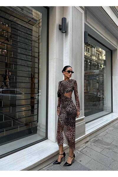 Bel Detaylı Leopar Desenli Midi Elbise