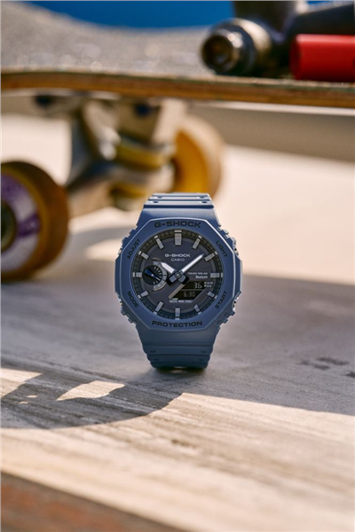 Casio GA-B2100-2ADR Unisex Kol Saati