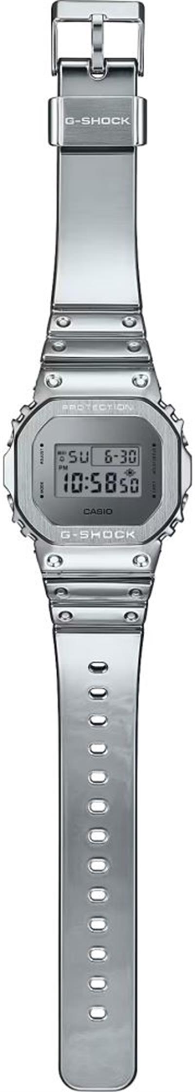 Casio GM-5600YM-8A8DR 