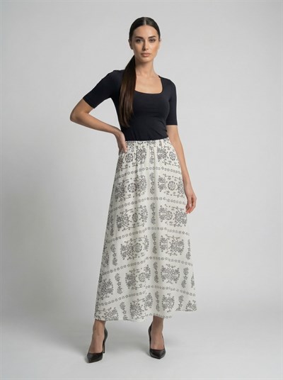 Apsen Kadın Beyaz Geometrik Desenli Yüksek Bel Lastikli Dökümlü A-Kesim Maksi Etek 2204-90