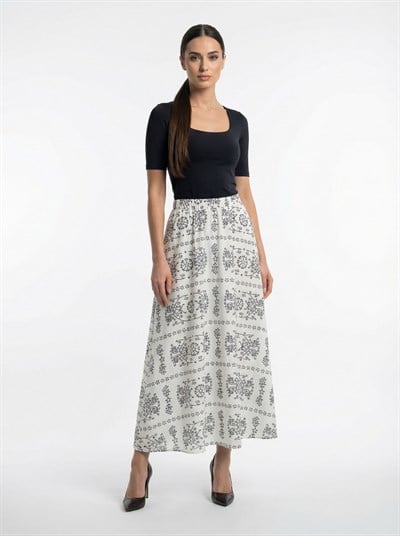 Apsen Kadın Beyaz Geometrik Desenli Yüksek Bel Lastikli Dökümlü A-Kesim Maksi Etek 2204-90