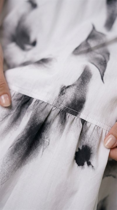 Apsen Kadın Beyaz Siyah Desenli V Yaka Balon Kol Midi Koton Elbise 4425-100   