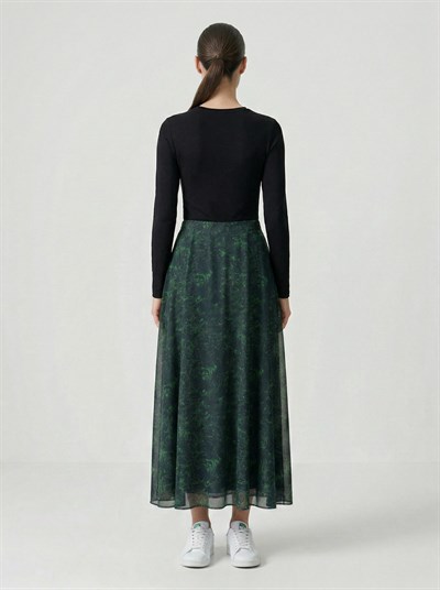 Apsen Kadın Siyah Yeşil Çiçek Desenli Beli Lastikli Astarlı Uçuşan Şifon Maksi Etek 2204-90