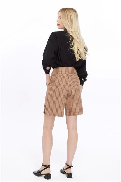 Kadın Sarı Cepli Düğme Detaylı Ekose Şort 360/50