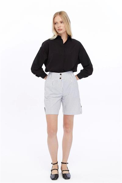 Kadın Sarı Cepli Düğme Detaylı Ekose Şort 360/50