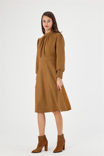 Kadın Süet Hakim Yaka Pile Detaylı Büzgülü Uzun Kol midi Boy Kloş Kışlık Elbise 4412/110