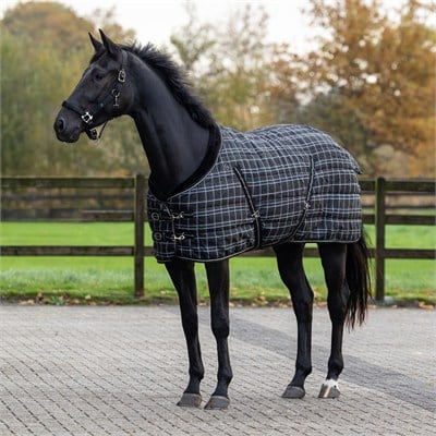 QHP Luxury Kürk Yakalı 1200D 250 gr Ahır Blanketi