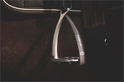 VEREDUS Steel1 Güvenlikli Çelik Binici Üzengisi - Gümüş / Kahverengi