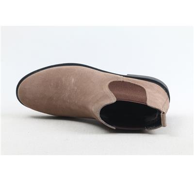 Ulus 301 Kum Süet Chelsea Bot