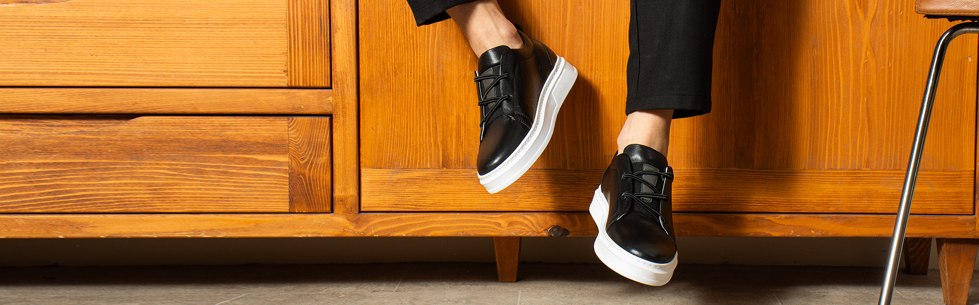 A MUST HAVE IN YOUR STORE: SNEAKERS
