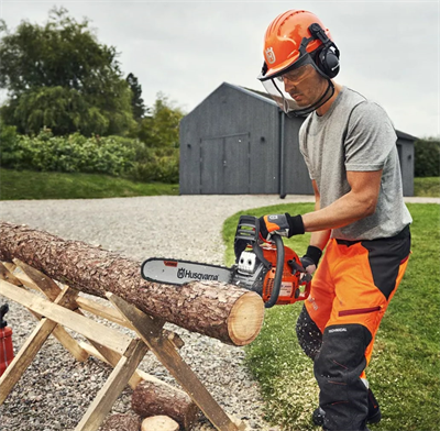 Husqvarna 120 Mark II Benzinli Ağaç Kesme Makinesi