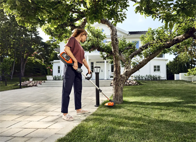 Husqvarna 215iL Akülü Çim Kenar Kesme ve Çalı Tırpanı (Bli 10 Batarya ve Şarj Aleti Dahil)